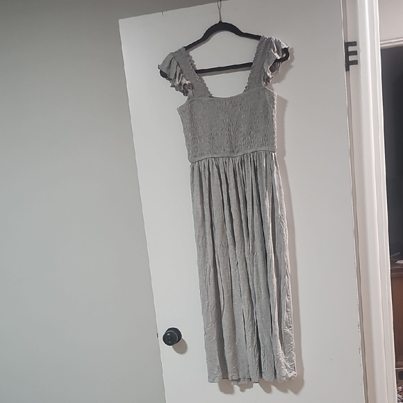 Gray Ruffled Maxi Dress - Picture 3 of 3